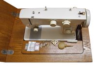 Швейная машинка Чайка -142м-22 -1 с ножным приводом. Б/У... Объявления Bazarok.ua
