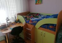 Ліжко з робочим столом та міні шафою... Объявления Bazarok.ua