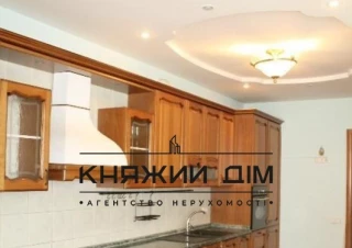 Квартира 3-кімн. оренда Киев, Шевченкiвський р-н &ndash; 110 м&sup2;... Оголошення Bazarok.ua