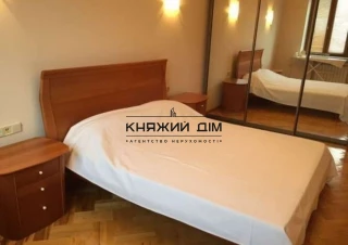 Квартира 4-кімн. продаж Киев, Солом'янський р-н &ndash; 113 м&sup2;... Оголошення Bazarok.ua