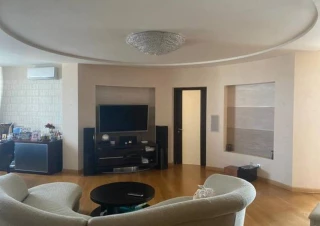 Квартира 3-кімн. оренда Киев, Днепровский &ndash; 120 м&sup2;... Оголошення Bazarok.ua