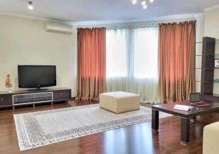 Квартира 2-кімн. оренда Киев, Дарницкий &ndash; 90 м&sup2;... Оголошення Bazarok.ua
