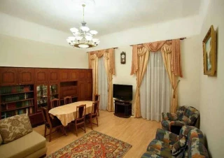 Квартира 2-кімн. оренда Киев, Шевченковский &ndash; 70 м&sup2;... Оголошення Bazarok.ua
