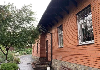 Квартира оренда Киев, Голосеевский &ndash; 133 м&sup2;... Оголошення Bazarok.ua
