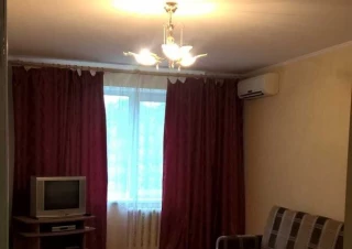 Квартира 3-кімн. оренда Киев, Соломенский &ndash; 70 м&sup2;... Оголошення Bazarok.ua