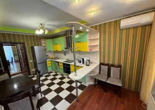 Квартира 3-кімн. оренда Киев, Днепровский &ndash; 86 м&sup2;... Оголошення Bazarok.ua