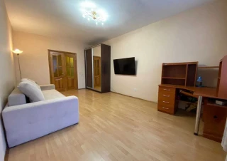 Квартира 2-кімн. оренда Киев, Дарницкий &ndash; 69 м&sup2;... Оголошення Bazarok.ua