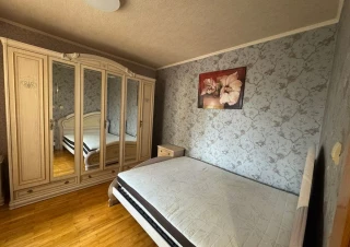 Квартира 4-кімн. оренда Киев, Оболонский &ndash; 55 м&sup2;... Оголошення Bazarok.ua