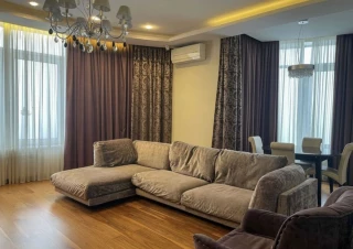 Квартира 4-кімн. оренда Киев, Соломенский &ndash; 165 м&sup2;... Объявления Bazarok.ua