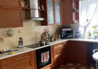 Квартира 4-кімн. продаж Киев, Святошинский &ndash; 70.5 м&sup2;... Объявления Bazarok.ua