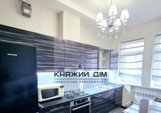 Квартира 3-кімн. оренда Киев, Голосіївський р-н &ndash; 45 м&sup2;... Оголошення Bazarok.ua