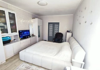 Квартира 3-кімн. продаж Киев, Деснянский &ndash; 42 м&sup2;... Оголошення Bazarok.ua
