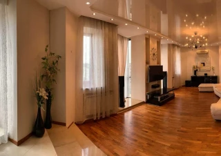 Квартира 4-кімн. продаж Харьков, Шевченковский &ndash; 190 м&sup2;... Оголошення Bazarok.ua