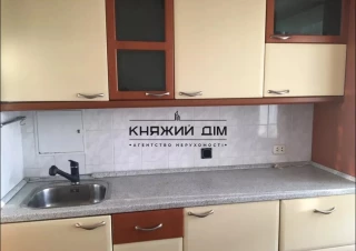 Квартира 3-кімн. оренда Киев, Святошинський р-н &ndash; 50 м&sup2;... Оголошення Bazarok.ua